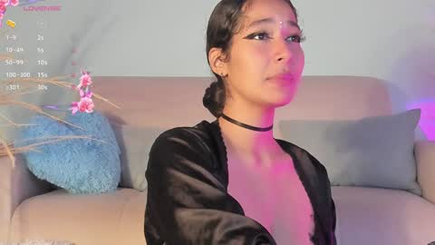 Kim Thompson online show from January 20, 12:39 pm