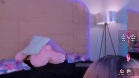 KIM COOPER online show from March 17, 10:30 am