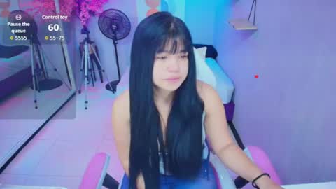 Kitty online show from July 9, 1:13 pm
