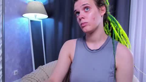 Kiki online show from October 18, 10:07 am