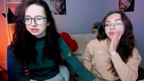 kiki_swan online show from March 4, 7:08 am