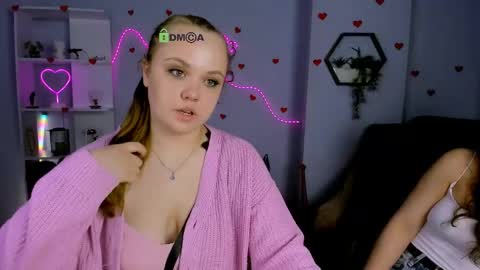 kiki_swan online show from June 8, 7:14 pm