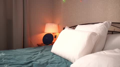       Something around 7 pm till 2 am PST online show from February 5, 9:25 am