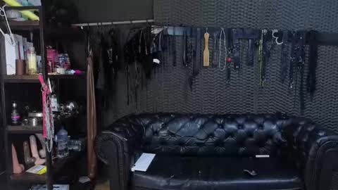  KIMBERLY SWAN  online show from September 14, 1:14 am