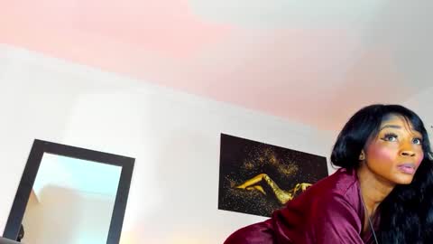 Kimberly Banks online show from February 11, 10:17 am