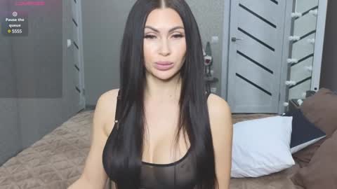 KIm online show from January 11, 2:15 pm