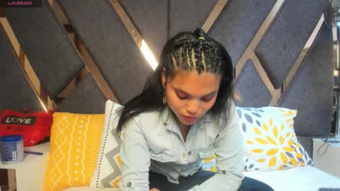 Kimy online show from December 3, 3:58 pm