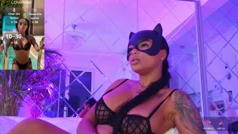 Kim online show from December 2, 9:22 am