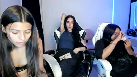 kimmi online show from February 9, 11:15 pm