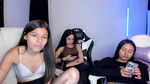 kimmi online show from February 18, 11:19 pm