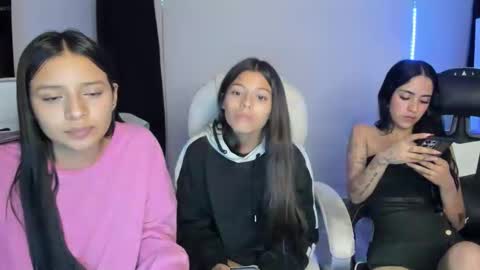 kimmi online show from February 11, 11:22 pm