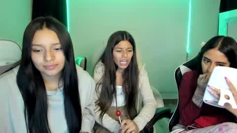 kimmi online show from February 22, 11:32 pm