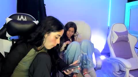 kimmi online show from March 4, 11:11 pm