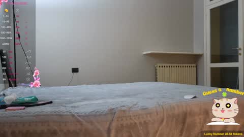 Kimmie online show from December 31, 6:48 am