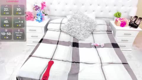 Kim online show from February 26, 8:24 pm