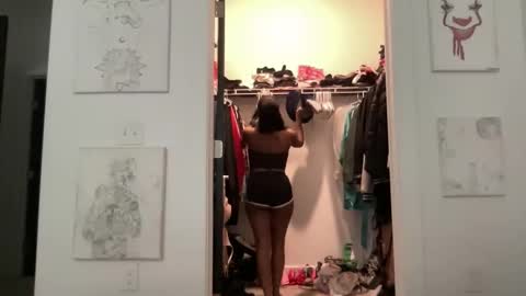 Kimmy Charms online show from April 29, 7:41 pm