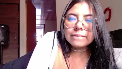 Kimmy online show from March 4, 3:59 pm