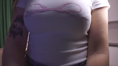 Kim online show from December 17, 5:39 pm