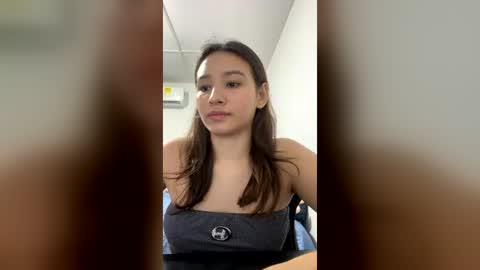 kimty online show from August 3, 7:41 pm