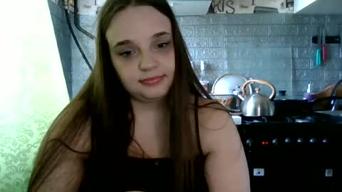 kind_emma850106 online show from July 23, 12:13 pm