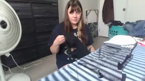 kingdomkatzel online show from June 2, 9:27 pm