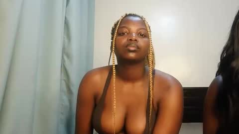 Lola online show from October 16, 9:39 pm