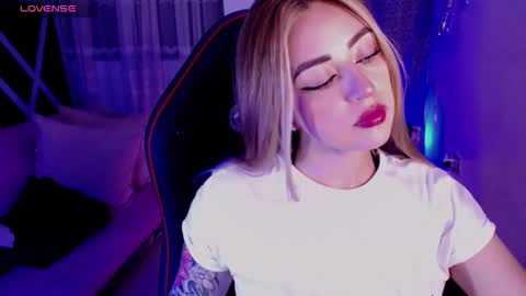  Sara  online show from February 23, 12:00 am