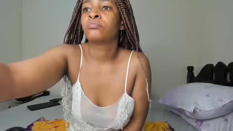 Kinky online show from January 3, 11:23 pm