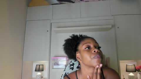 M A R A  online show from March 3, 12:11 pm