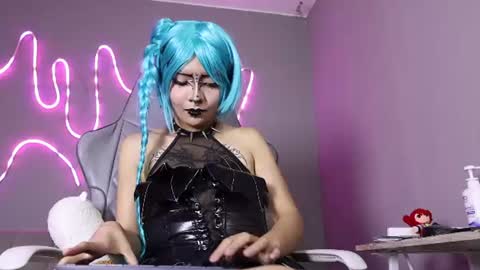 kioto_vamp online show from June 11, 5:15 am