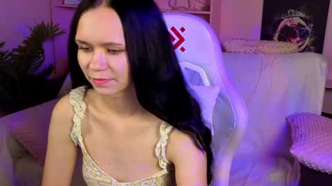 kira_bliss_ online show from July 31, 1:50 am