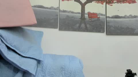 kira online show from March 10, 11:55 am