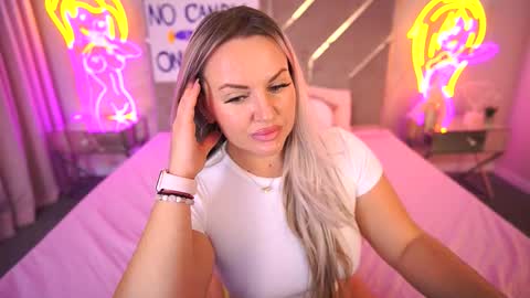 Kira online show from November 4, 10:48 pm