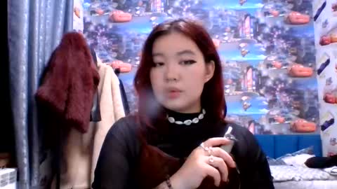 Kira online show from November 7, 8:03 pm