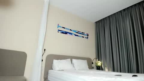 love you online show from February 20, 11:12 am