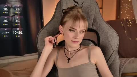 Kira online show from April 21, 2:51 am