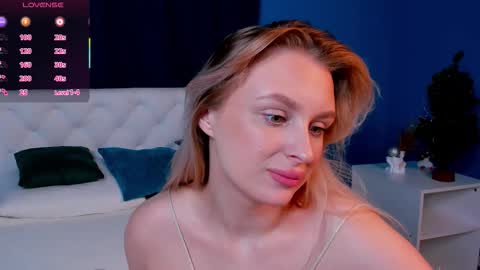 Kira online show from February 12, 1:18 am