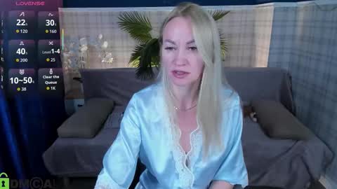 KiraSun online show from January 9, 12:04 am