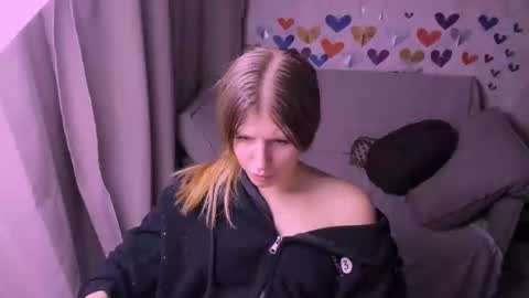 Kira online show from February 14, 7:33 pm