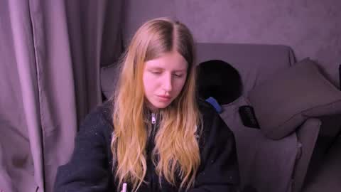 Kira online show from January 18, 7:58 pm