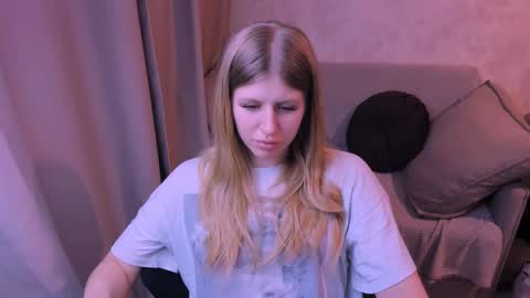 Kira online show from January 26, 7:09 pm