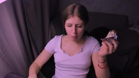 Kira online show from February 7, 7:49 pm