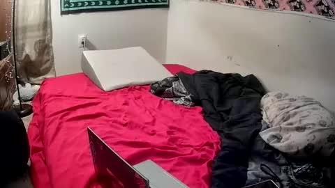 Kirra Rune online show from October 3, 1:11 am