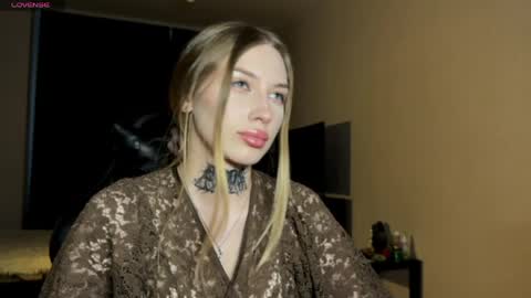 Streis online show from March 29, 2:27 pm