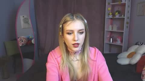 christie online show from December 2, 3:47 pm