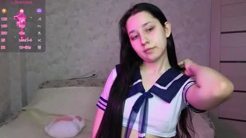 Hot Eva online show from April 5, 8:35 am