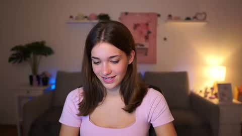 Sisi online show from October 30, 2:40 pm