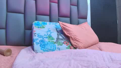 BELLA FLAME online show from September 18, 8:07 pm