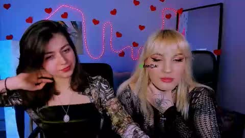 kitniss online show from February 23, 8:41 pm