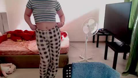 Jennyblonde and Emmabrunette online show from February 23, 11:42 am